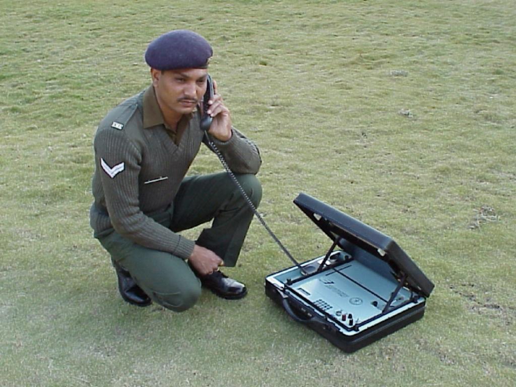 Briefcase Satcom Terminal