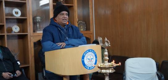 Shri SA Katti, Director ITM interacting with course participants during inaugural session